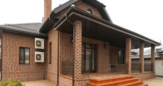 Строительство домов из кирпича с мансардой в Губахе | от 3604 рублей
